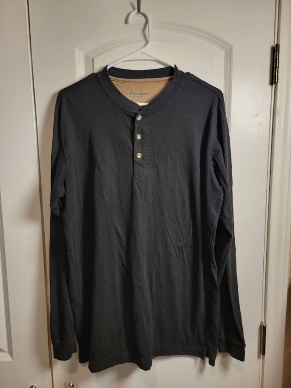 Mountain Lake Men’s XL Black Long Sleeve Henley Shirt 100% Cotton